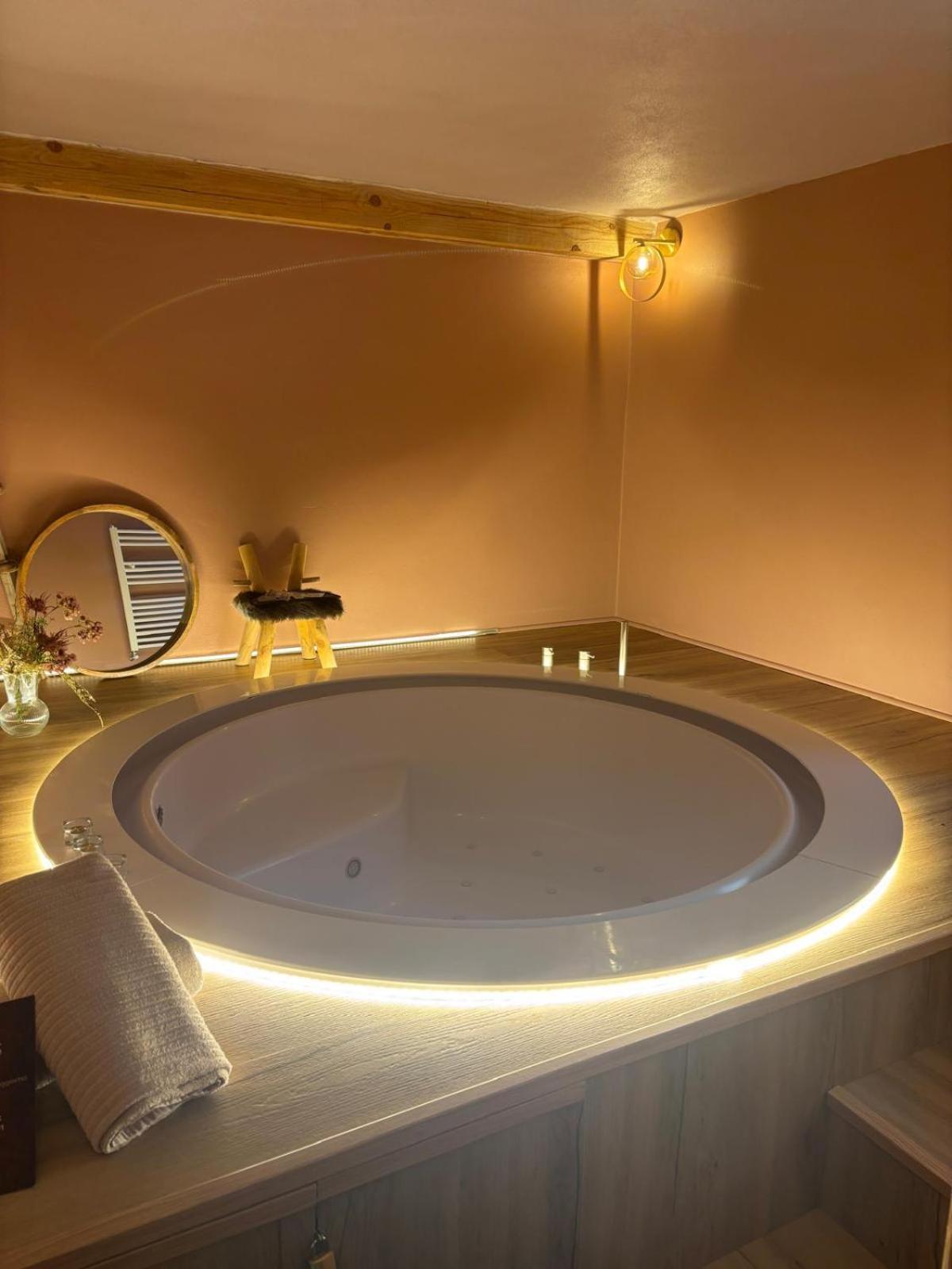 Dantes Apartment Pieve di Teco Екстериор снимка